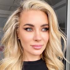 Mădălina Lalu, de la afaceri cu fete, la jonglerii bizare cu firma Manokhi