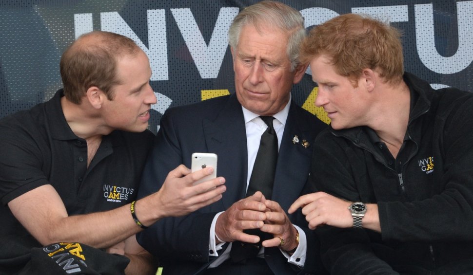 Cartea prințului Harry amenință să dezbine şi mai mult familia regală 