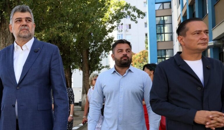 La tribunal, cu poliția! Oare a doua e cu noroc?