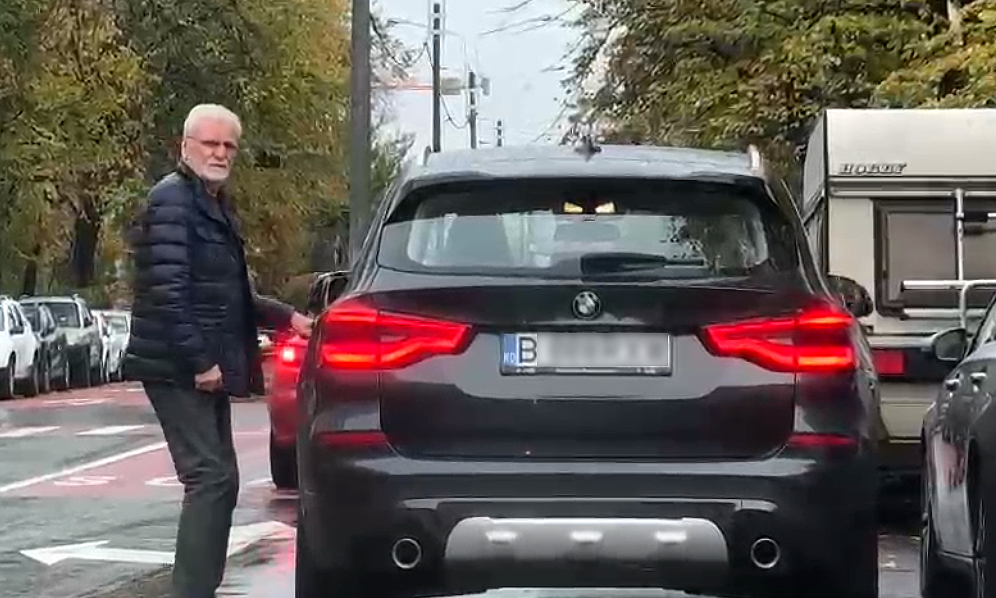 VIDEO/ Dinu „Vamă”, lecții de șmecherie în trafic / A făcut legea pe stadion, iar acum o face pe stradă!