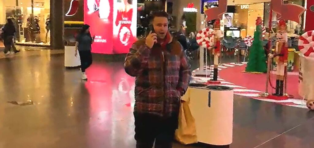 PAPARAZZI / Magie la frizerie. Cum s-a pregătit Robert Tudor pentru ziua lui de naștere! / VIDEO EXCLUSIV