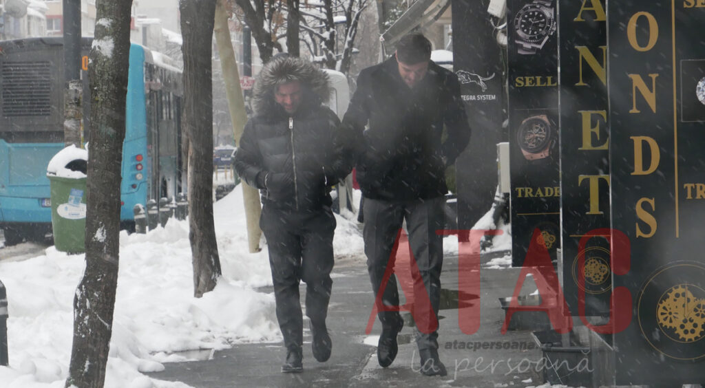 PAPARAZZI / Aici chiar nu te așteptai să-l vezi! Ginerele lui Becali, la amanet / VIDEO EXCLUSIV