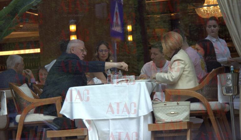PAPARAZZI / „Don Corleone” fură de la gura soției! Mitică Dragomir nu se poate abține