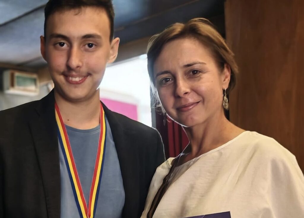 Un elev din Ilfov, campion național la Geografie! Damian BusuioC, premiul I la Concursul Național de Comunicări Științifice