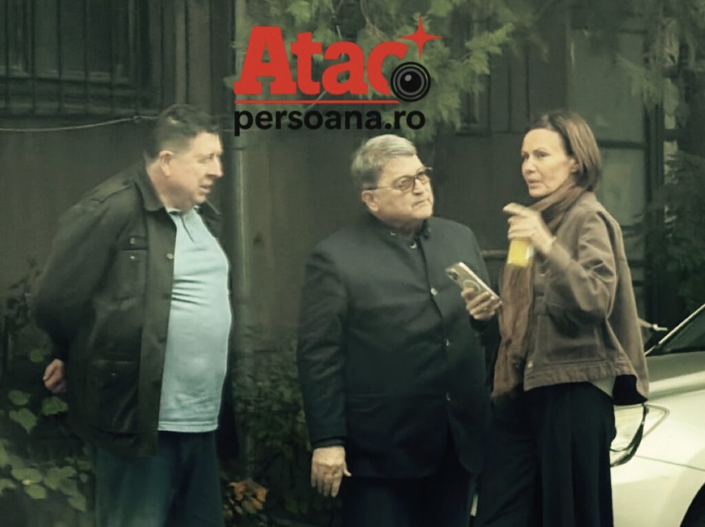 Paparazzi || Hurezeanu, surprins fără protocol! Fostul ministru de externe, la discuții pe trotuar în Dorobanți