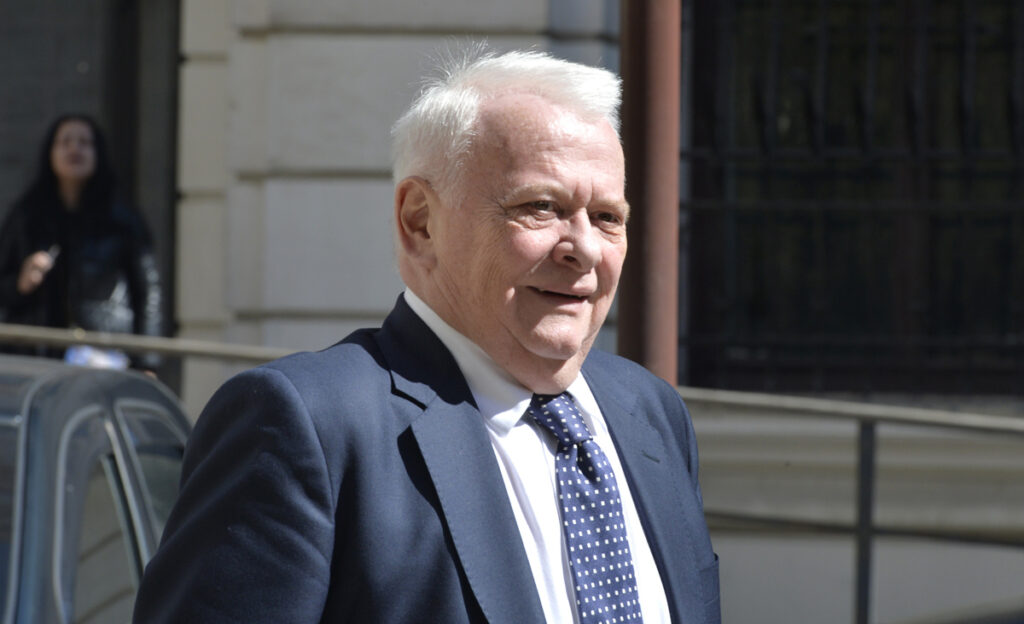 EXCLUSIV | Hrebenciuc, implicat în numirile șefilor SRI și SIE | „Eminența cenușie” a PSD lucrează din umbră