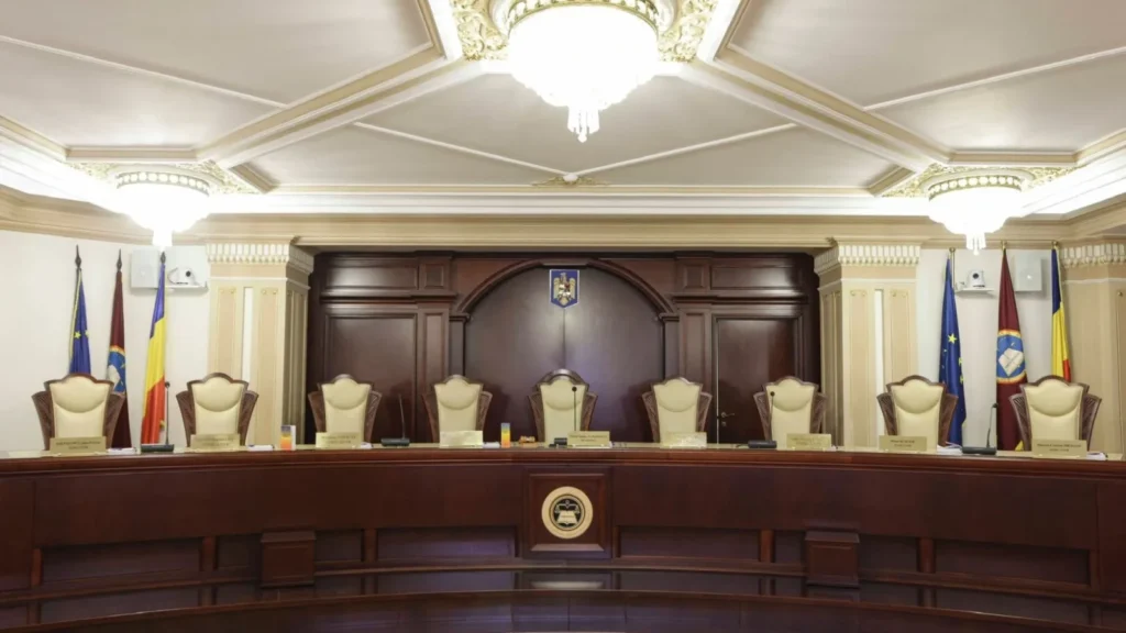 UPDATE | CCR la a cincea amânare pe legea privind pensiile magistraților. Care este motivația