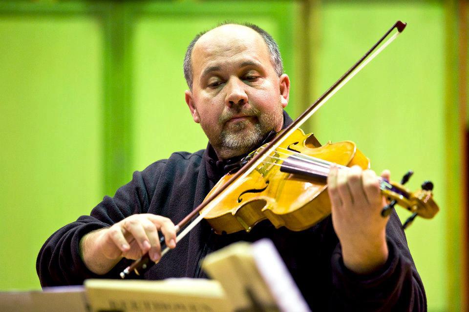 Doliu în lumea muzicii românești! A murit un mare violist. Îl recunoști?