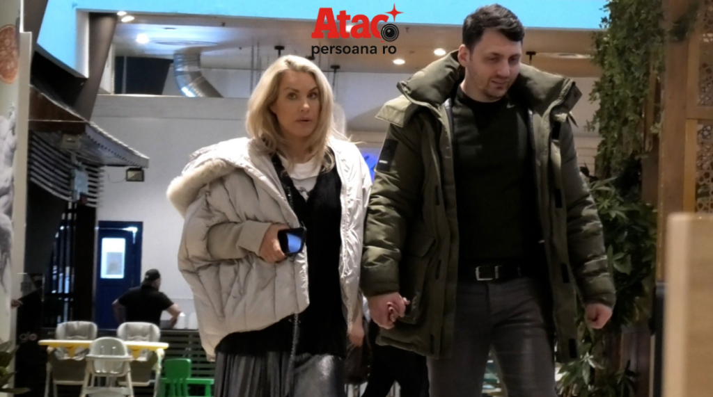VIDEO EXCLUSIV. El este bărbatul pe care Amna îl iubește și îl ține ascuns! I-am prins împreună, la mall, mai tandri ca niciodată / PAPARAZZI 
