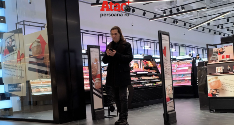 VIDEO EXCLUSIV. E mai rafinat decât credeai! Se respectă! Ce și-a luat Marian Ionescu de la Direcția 5 dintr-un magazin în care se îngrămădesc femei / PAPARAZZI