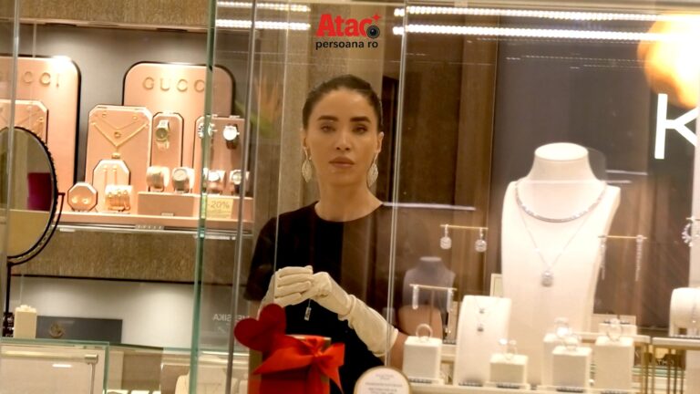 PAPARAZZI / Bijuterii de mii de euro înainte de Balul Bridgerton! Adelina Pestrițu, sesiune de shopping pentru „noaptea regală” din Capitală