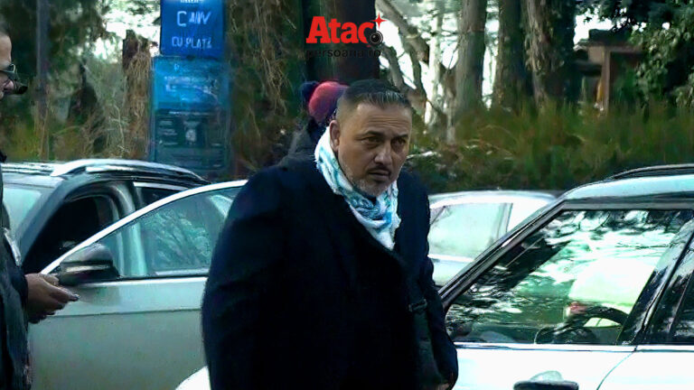 PAPARAZZI / Cum își face apariția prin oraș Sorinel Puștiu, după ce sora și nepoata l-au făcut de râs. Toți își dau coate când îl văd. VIDEO EXCLUSIV
