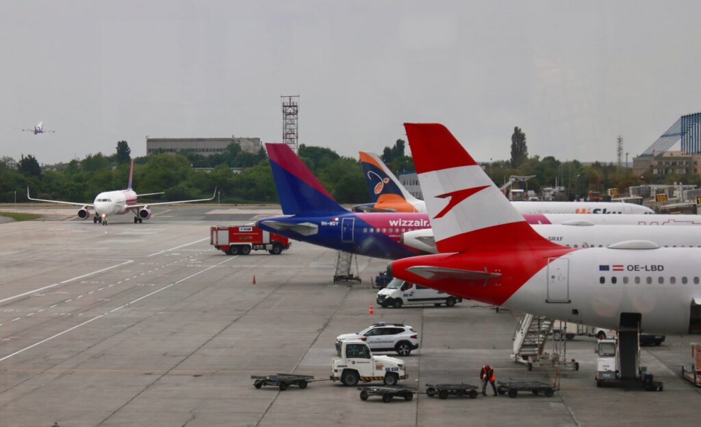 Lista completă a zborurilor anulate, astăzi, de conducerea Aeroportului Otopeni