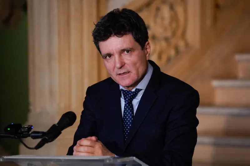 CCR analizează sesizarea lui Nicușor Dan privind completarea Legii energiei electrice și a gazelor naturale