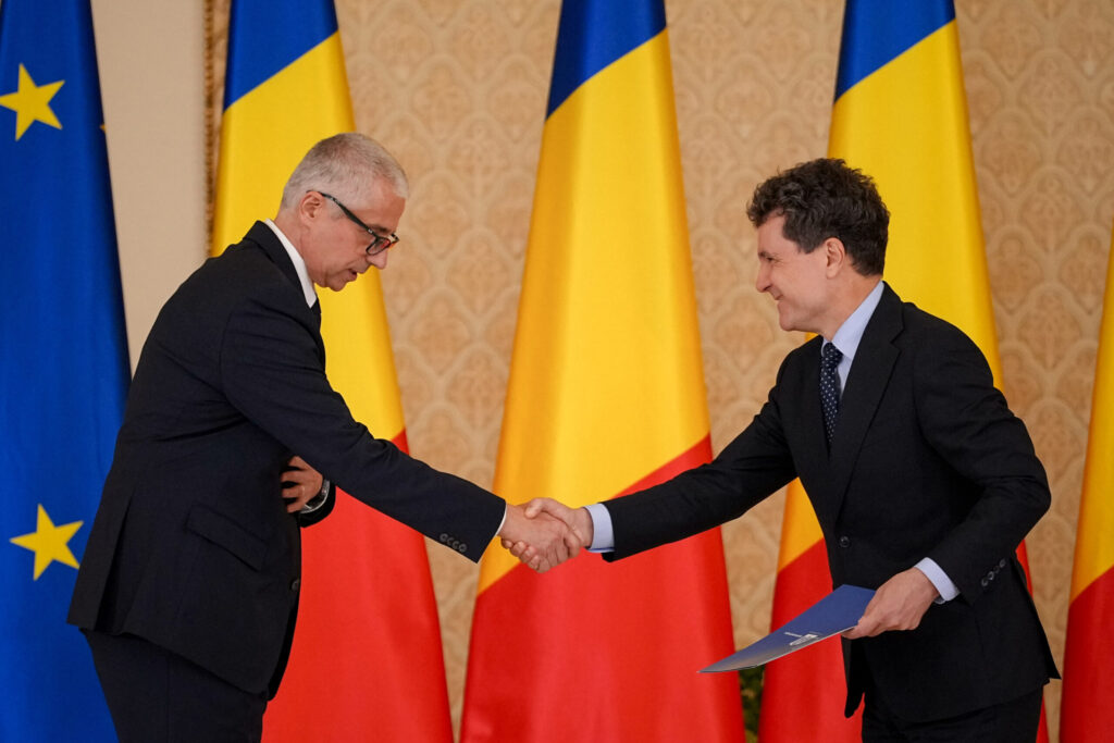 Propunerile ministrului Justiției scot oamenii în stradă | „O simplă rocadă pentru păstrarea controlului”