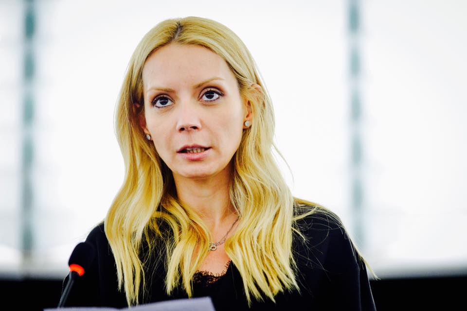 Daciana Sârbu rupe tăcerea despre iubitul cu 22 de ani mai tânăr! Ce a cucerit-o la Alex Ghionea