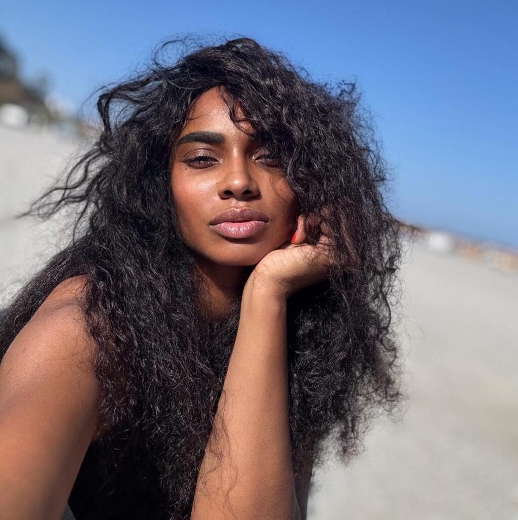 Laurette e imobilizată la pat din septembrie! E chinuită de dureri: ”Mai am de făcut câteva operații”