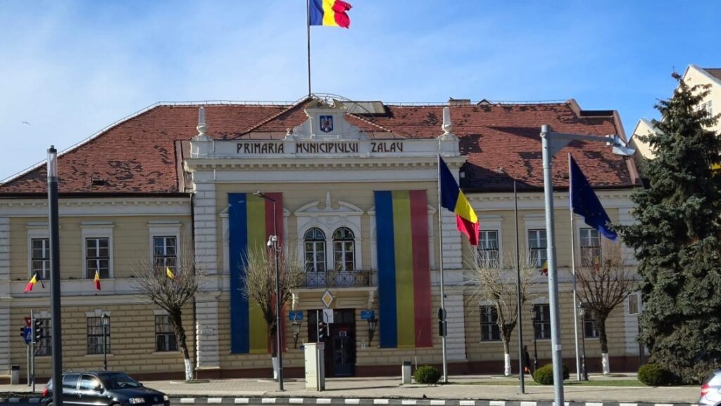 Afaceri ilegale cu autorizații de construcție | Arhitectul-șef, prins de procurori