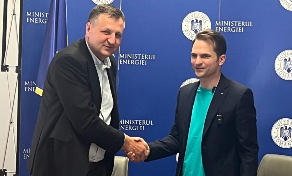 Foame de bani la… Flămânzi! Trei ani, cu suspendare