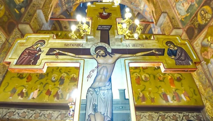 Vinerea Mare 2026. Tradiții și obiceiuri. Ce este interzis în această sfântă zi