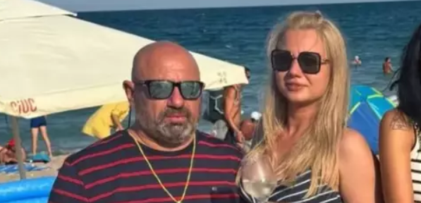 Scărlătescu și iubi cu 26 de ani mai tânără au bifat o nouă vacanță împreună. Cum s-au dat de gol